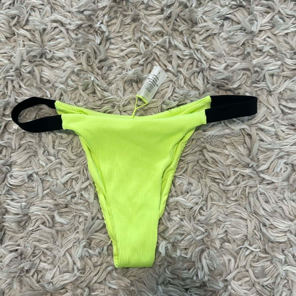 Tilly’s Full Tilt bikini bottoms